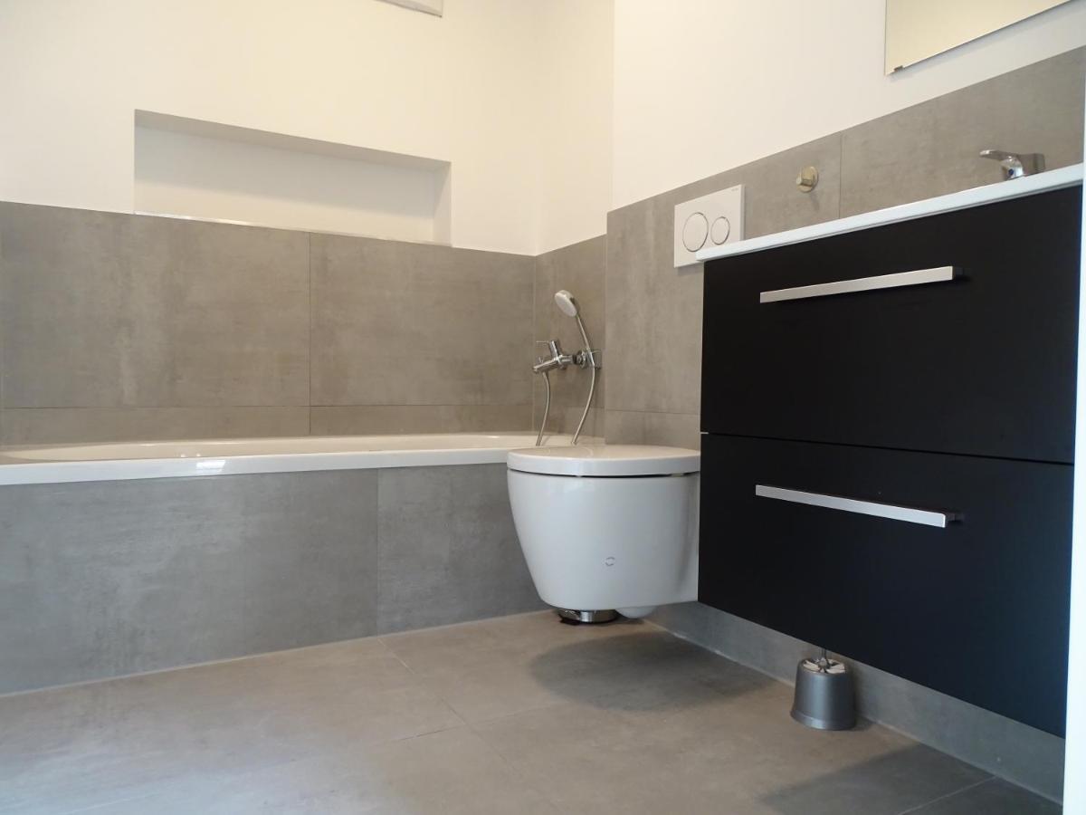 דיסלדורף Avi City Apartments Kinghouse חדר תמונה